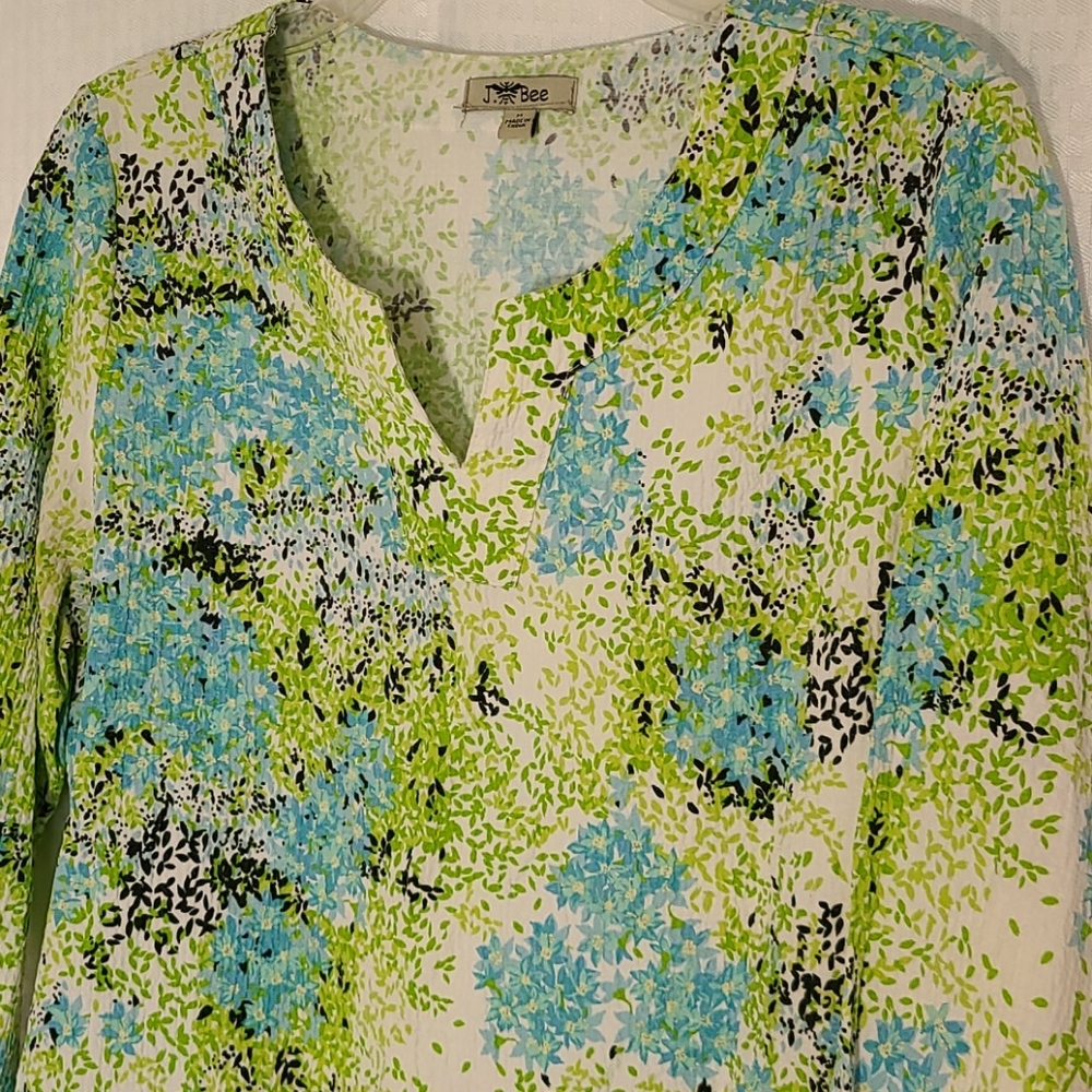 J Bee Ladies Top 3/4 sleeve Sz Med V-neck Blu Grn